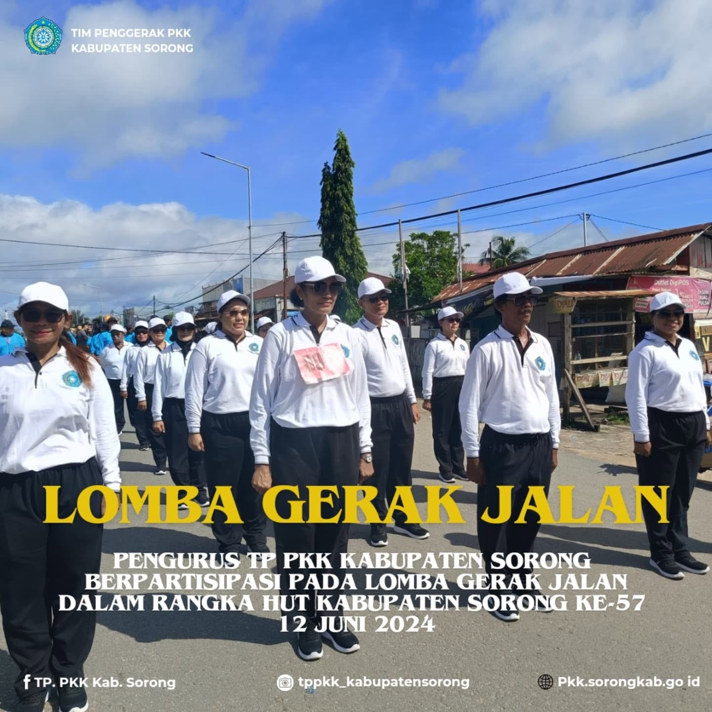 Pengurus TP PKK kabupaten Sorong berpartisipasi pada lomba gerak jalan dalam rangka HUT kabupaten Sorong ke-57 Tahun 2024
